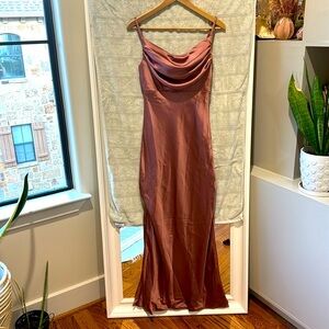 Mauve rose gold, full link bridesmaids dress with high leg slit